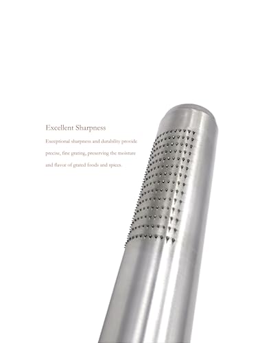 Nutmeg Grater with Silicone Brush & Storage