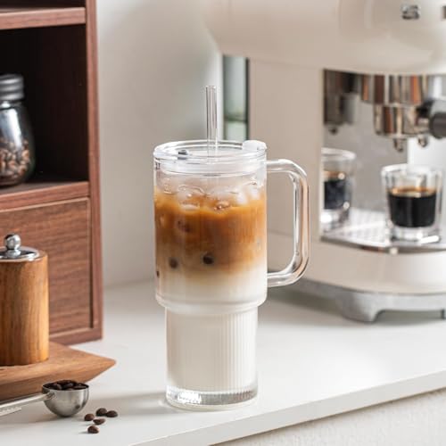26oz Glass Tumbler with Handle & Lid