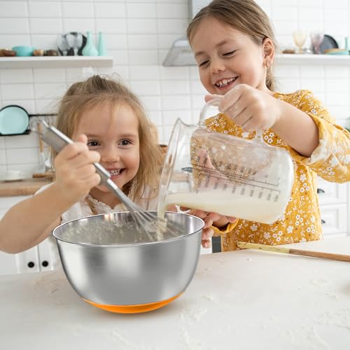 Stainless Steel Mixing Bowls with Lids (5 Count)