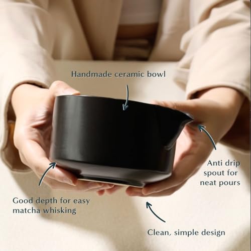 Traditional Ceramic Chawan Matcha Tea Bowl with Pour Spout Set