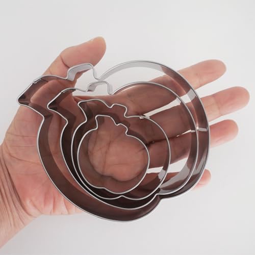 Apple Cookie Cutter Set with Leaf (4 Count)