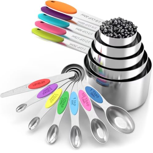 measuring cups and magnetic measuring spoons set