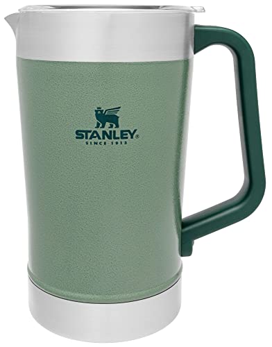 Stay Chill Pitcher 64 oz
