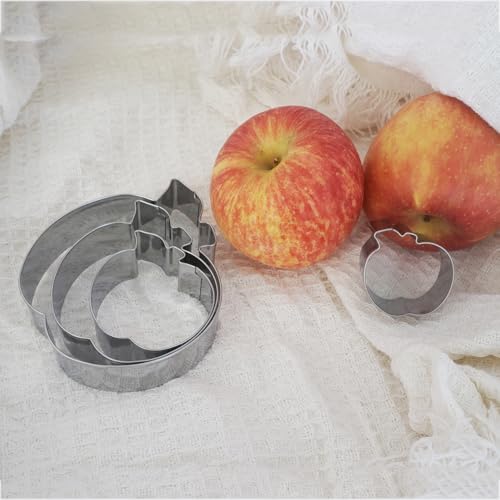 Apple Cookie Cutter Set with Leaf (4 Count)