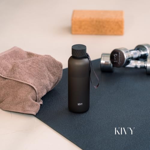 Slim Water Bottle 22oz Tritan