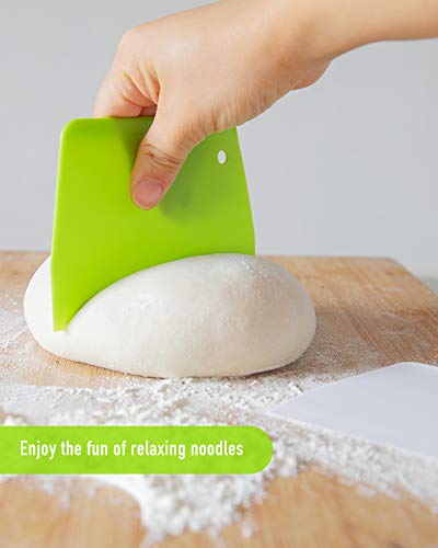 2PCS) Dough Scraper Bowl Scraper ，Food safe Plastic Dough Cutter， Flexible Plastic Scraper Practical Bench Scraper Multipurpose Food Scrappers for Bread Dough Cake Fondant Icing
