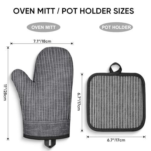 Oven Mitts and Pot Holders (4 Count)
