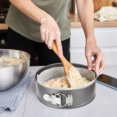 4 Pcs 8 Inch Non Stick Springform Pan with Removable Bottom Carbon Steel Round Springform Cheesecake Pan with Stainless Steel Spring Buckles for Baking Kitchens Restaurant (4 Count)