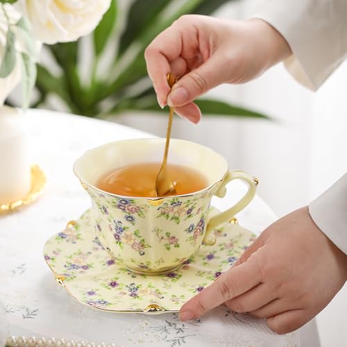 Country Roses Porcelain Tea Cup and Saucer Set with Gold Trim