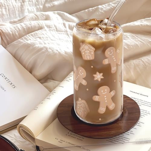 Gingerbread Christmas 16oz Can Glass Tumbler with Bamboo Lid & Straw