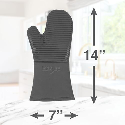 All Clad Silicone Oven Mitt