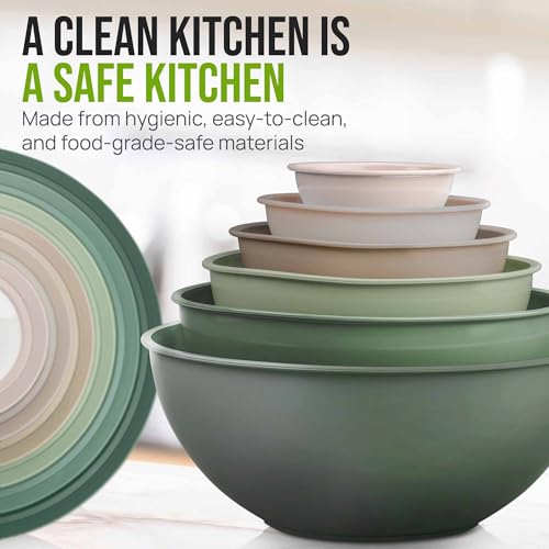 12 Piece Plastic Mixing Bowls with Leak (452.48 Count)