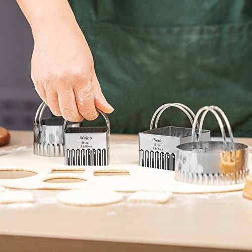 Fluted Edge Biscuit Cutter Set