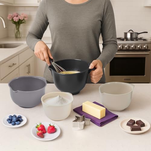 Mixing Bowls with Pour Spout