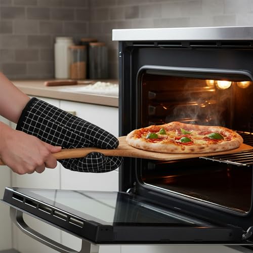 Oven Mitts and Pot Holders Set (2 Count)