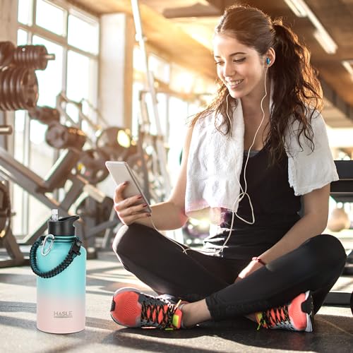 Half Gallon Insulated Water Bottles 64 oz