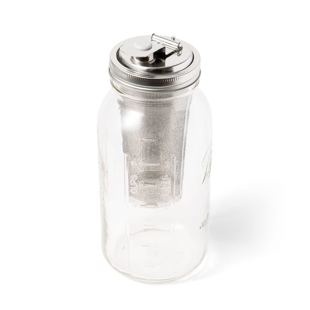 Mason jar tea infuser lid with fine mesh strainer