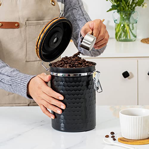 Coffee Canisters Airtight Coffee Bean Storage Container Kitchen Stainless Steel Food Storage Container with Scoop Date Tracker & CO2 Valve 61Fl Oz (60.8652 Fl Oz)