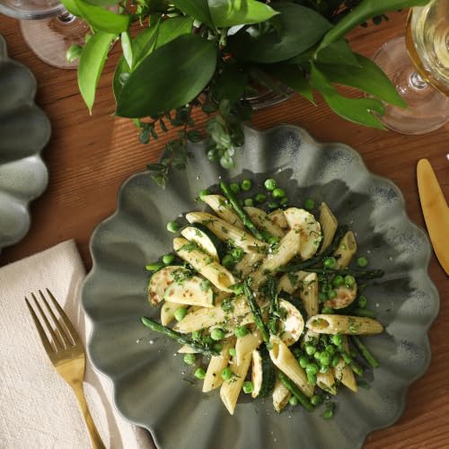 Bistro Fleur Plates and Bowls Sets