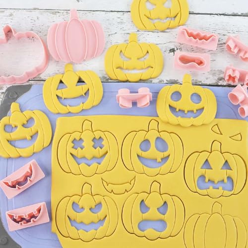 Mini Pumpkin Cookie Cutters