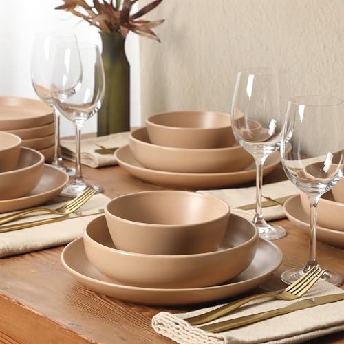 Leeds Court Plates and Bowls Sets