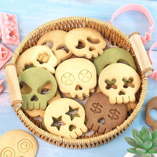 Mini Skull Cookie Cutter Set (17 Count)