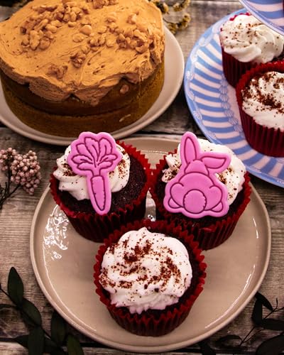 Bunny Munch Mini 2" Cookie Cutter & Stamp Set