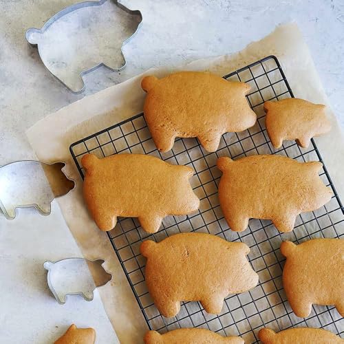 Pig Cookie Cutters Set (5 Count)