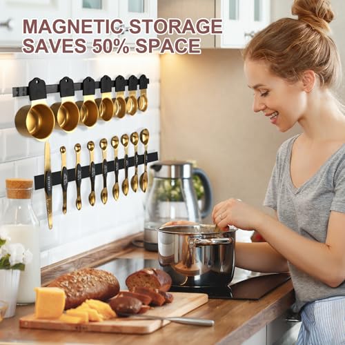 16 Piece Magnetic Measuring Cups and Spoons Set