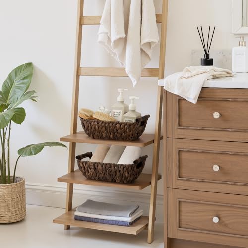 Small Wicker Baskets (2 Count)