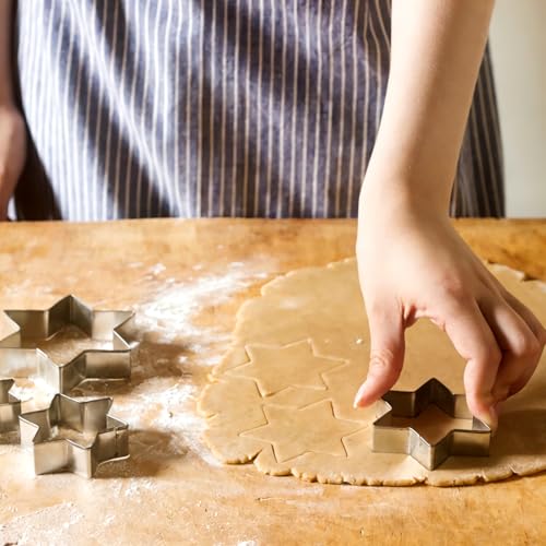 12 Piece Metal Cookie Cutter Set