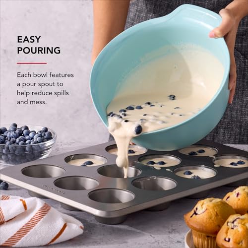 Universal Nesting Plastic Mixing Bowls