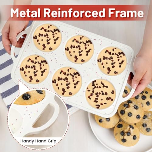 Large Muffin Pan (2 Count)