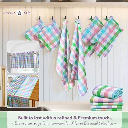 4 Piece Set Gingham Check 2 Oven Mitts & 2 Potholders (4 Count)