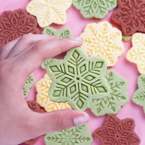 9pcs Christmas Cookie Cutter Set Snowflake Cookie Cutters with Plunger Stamps Biscuit Mold 3D Snowflake Cookie Molds Cake Baking Fondant Cutter Christmas Party DIY Cookie Decorating Supplies