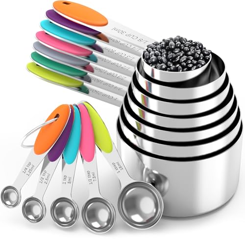 Nesting Measuring Cups and Spoons Set