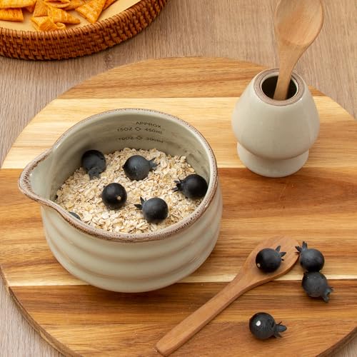 Ceramic Matcha Bowl with Bamboo Whisk Holder