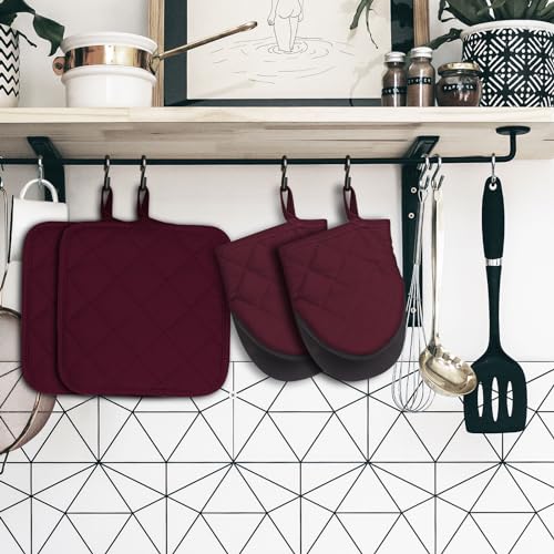 Oven Mitts and Pot Holders Set (4.2 Count)