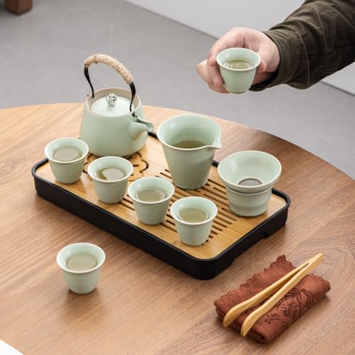 Travel tea set (13 Count)