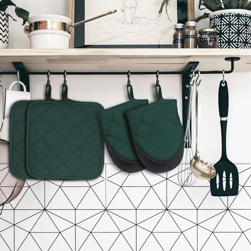 Oven Mitts and Pot Holders Set (4.2 Count)