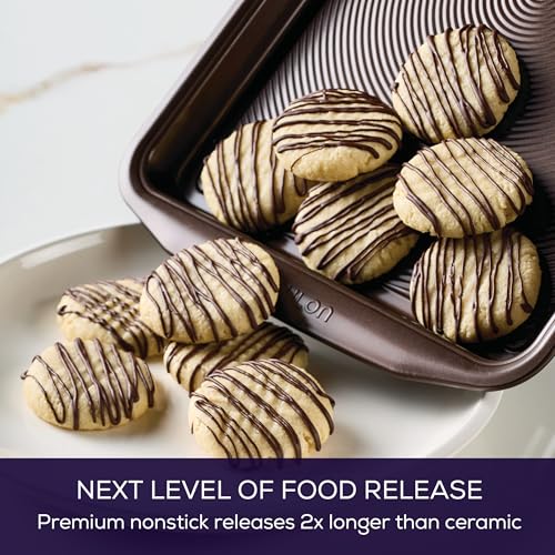 Bakeware Nonstick Cookie Pan Set (2 Count)