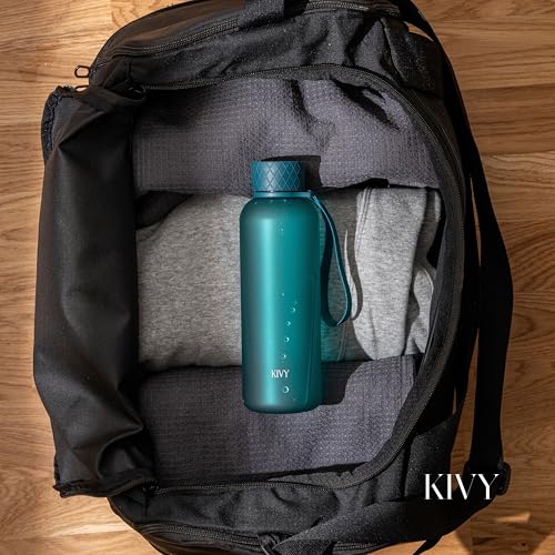 Slim Water Bottle 22oz Tritan