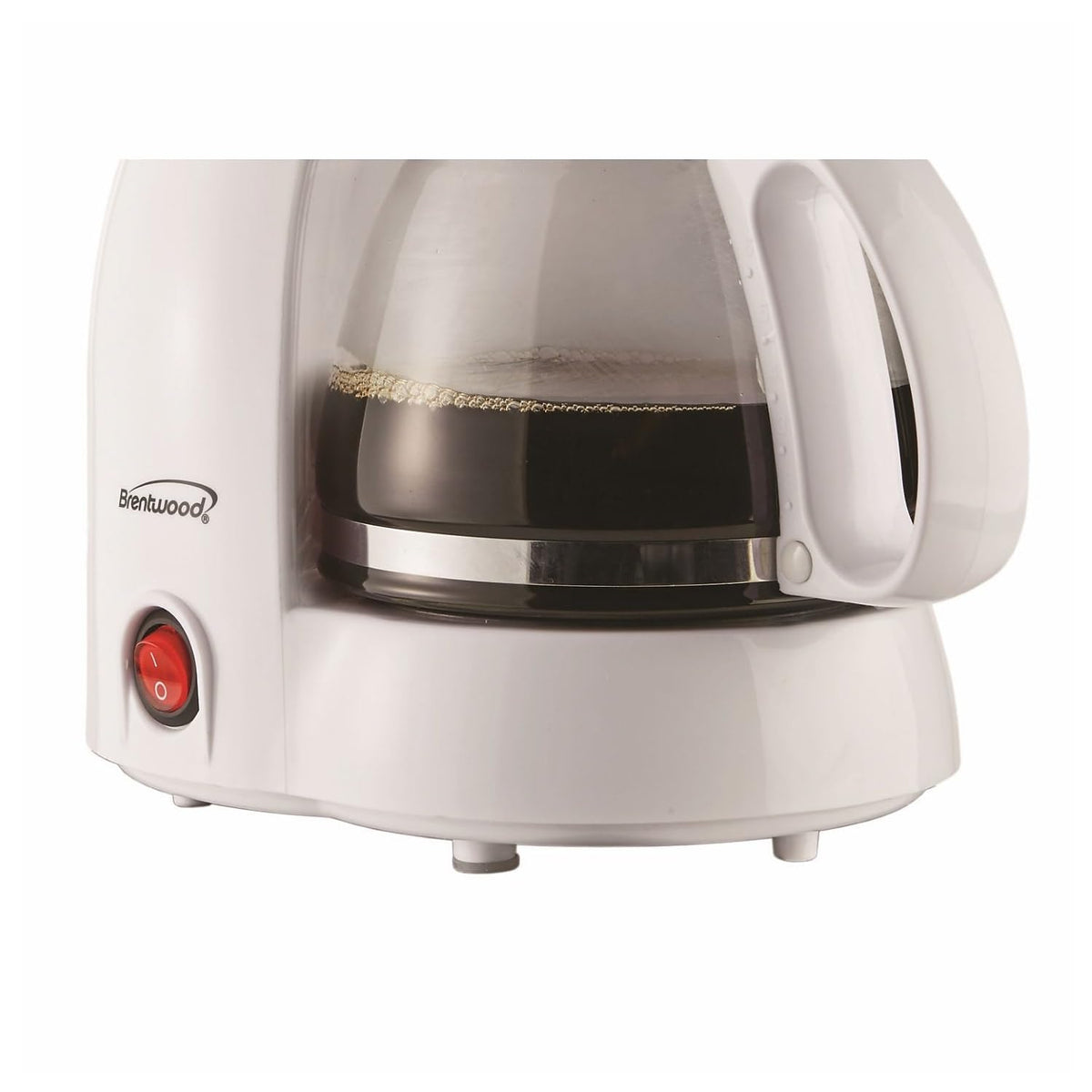 Coffee maker with included reusable scoop