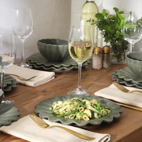 Bistro Fleur Plates and Bowls Sets