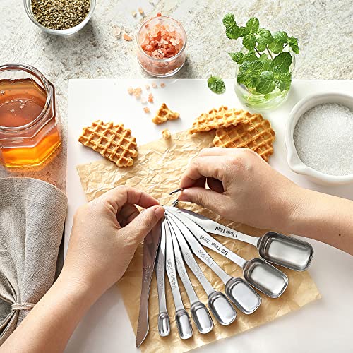 Stainless Steel Measuring Spoons Set of 8 with Leveler