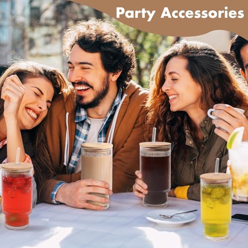 Glass Cups with Lids and Straws (4 Count)