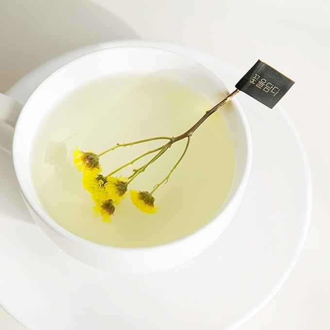 KKOKDAM Tea Gift Set - Chrysanthemum Blooming Tea Flowers - Fancy Korean Gifts For Teas Lovers - 5 Premium Flower Sticks