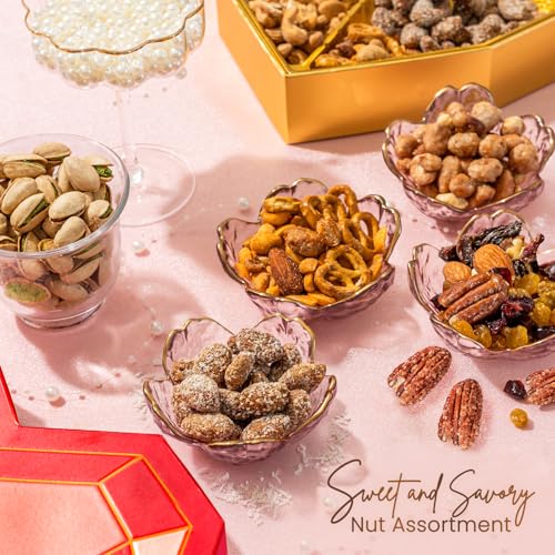 Gift Basket Heart Box with Gourmet Nut Assortment (21 Ounce)