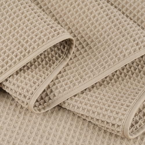 430 GSM Poly Blend Microfiber Quick Dry Waffle Bath Towel (4 Count)