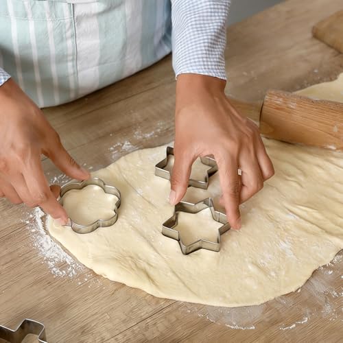 12 Piece Metal Cookie Cutter Set